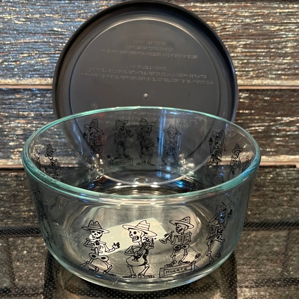 Pyrex retro vintage